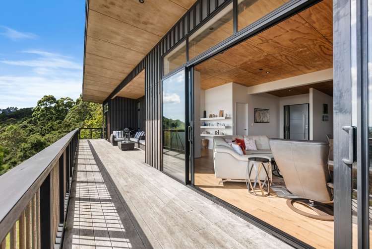 378e Ara-Kotinga Whitford_6