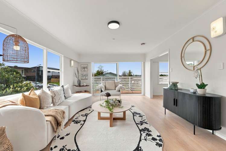 1/46 La Trobe Street Pakuranga Heights_1