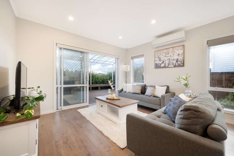 7 Veneta Close Flat Bush_8