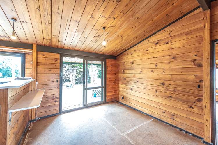 15 Aranui Avenue Castlecliff_4