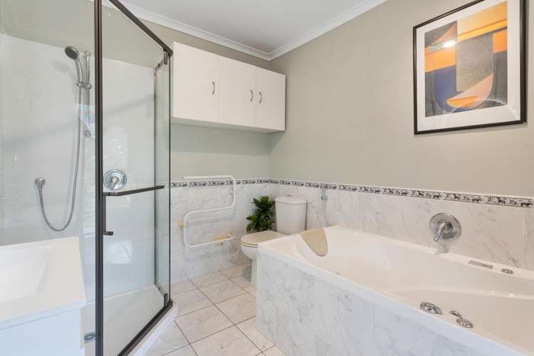 54 Roy Maloney Drive Henderson_17