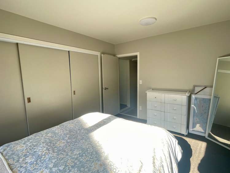 87 Churchill Road Judea_17
