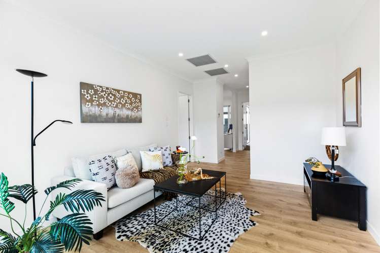 7 Tukutata Crescent Milldale_10