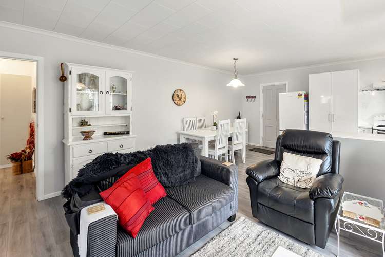 14a Deere Avenue Fenton Park_3