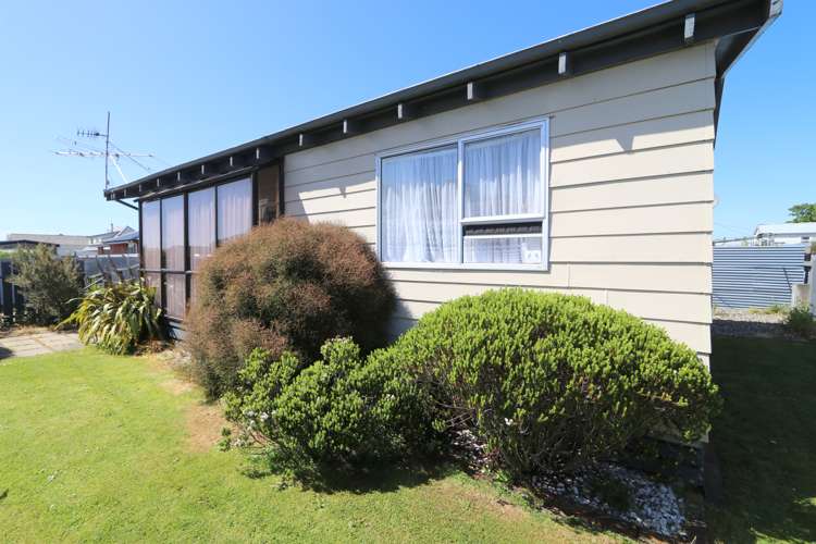 2/246 Crinan Street Appleby_19