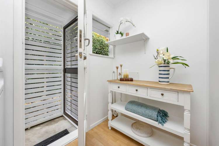 2/30 Halston Road Mount Eden_6