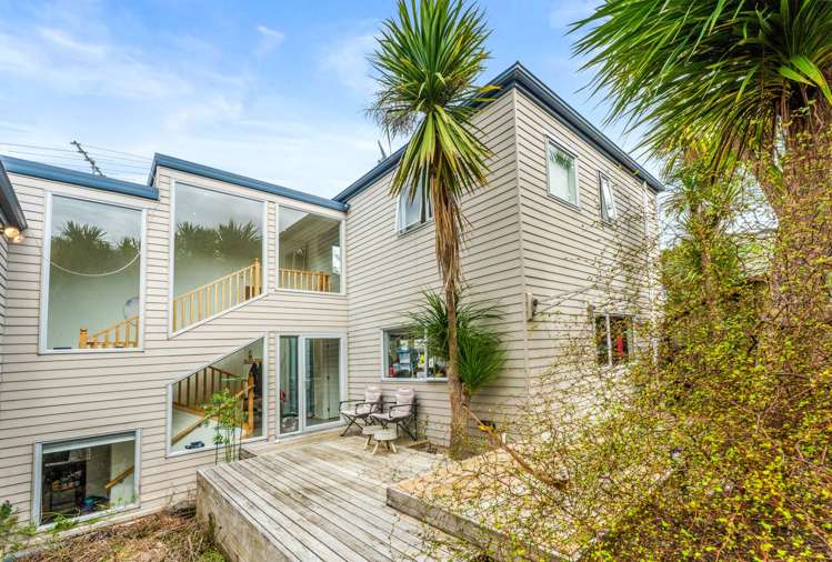 2/18 Orton Street Glenfield_11