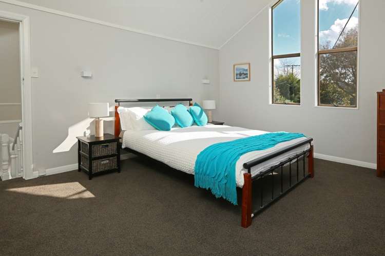 13 Township Road Waitakere_11