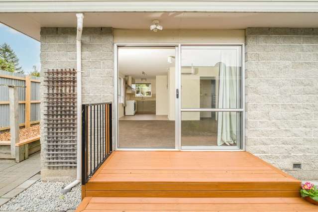 SECLUDED SETTING, SUPREME CITY LOCATION