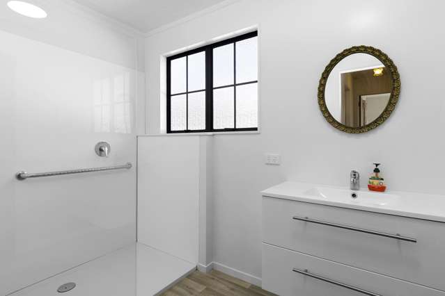 4/3 Islington Street Trentham_2