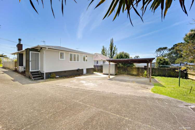 13 Bedford Street Te Atatu South_0