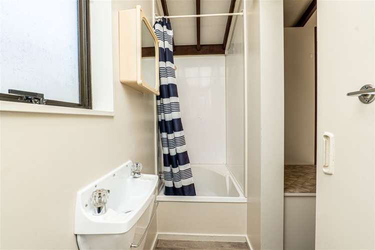 21 Walcot Street Bromley_22