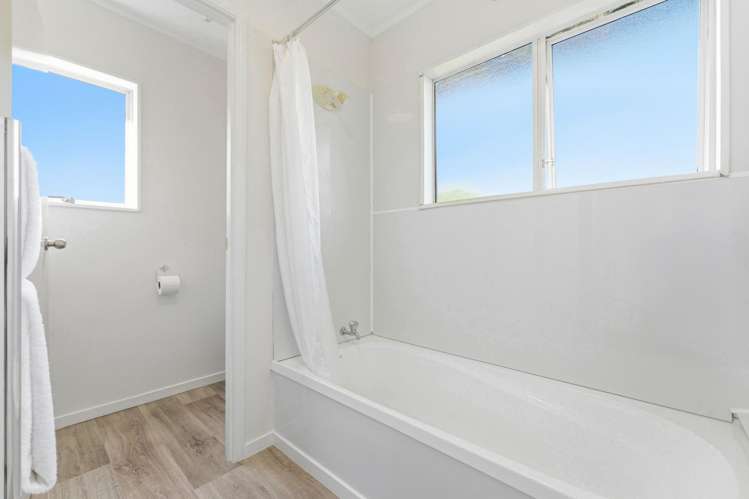 4/49 Lancaster Road Beach Haven_15