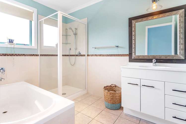 91 Centennial drive Whitianga_18