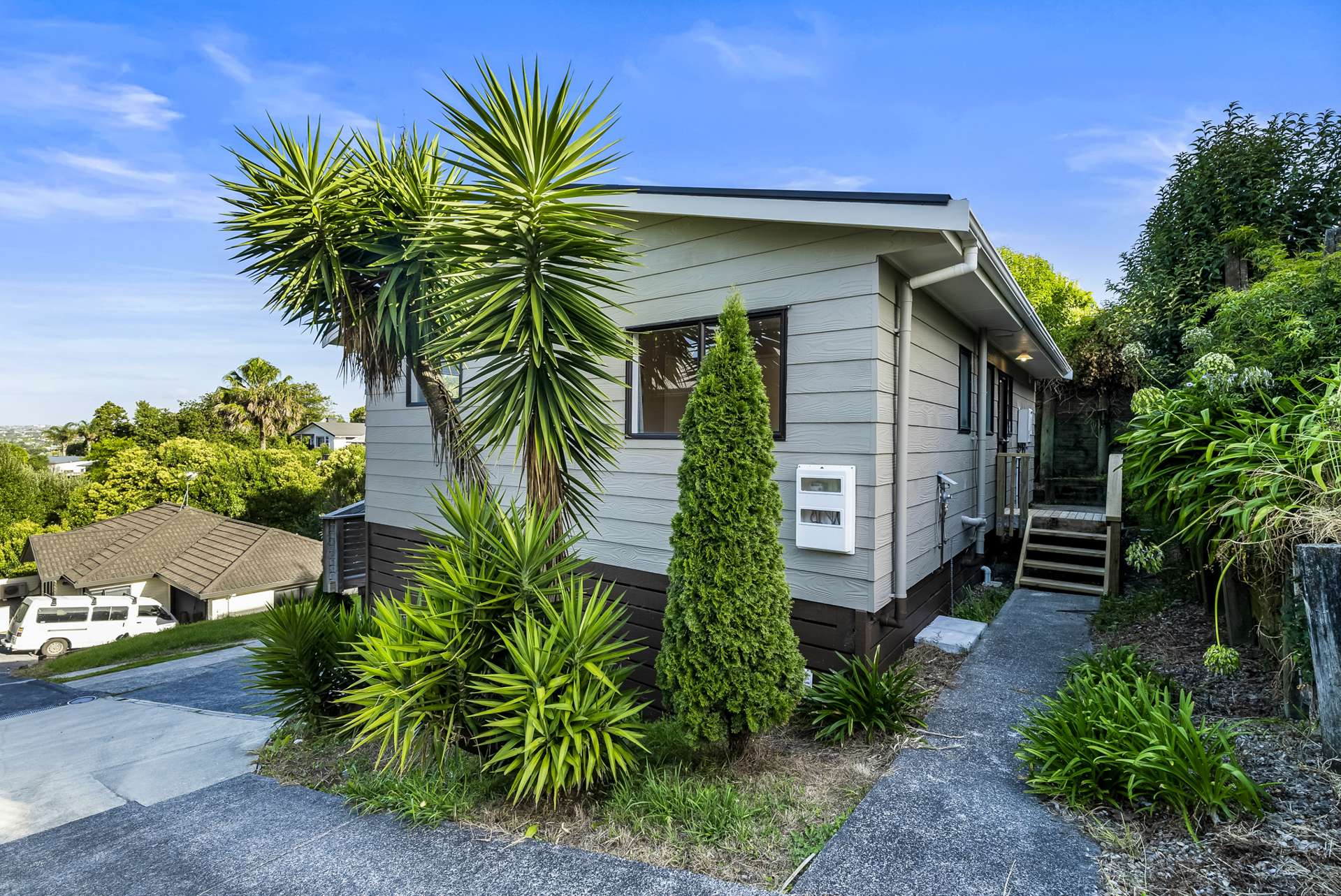 2/18 Pleasant Road Glen Eden_0