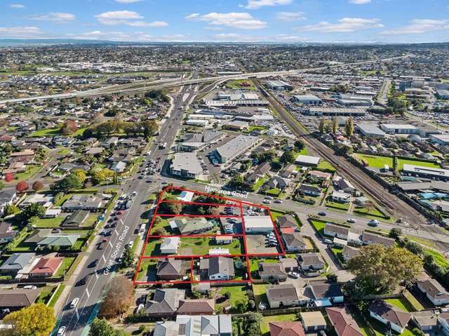 Six South Auckland homes fetch stunning $8.3m at auction