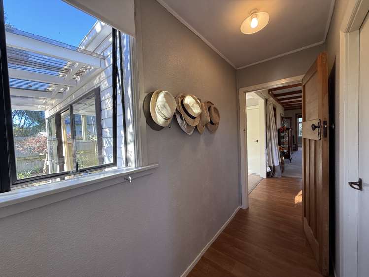 8 Paul Street Waimate_25