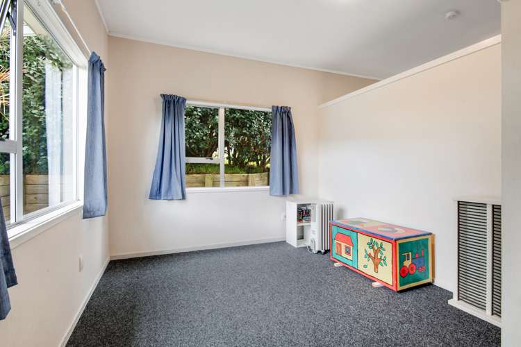 11 Fairway Avenue Red Beach_19