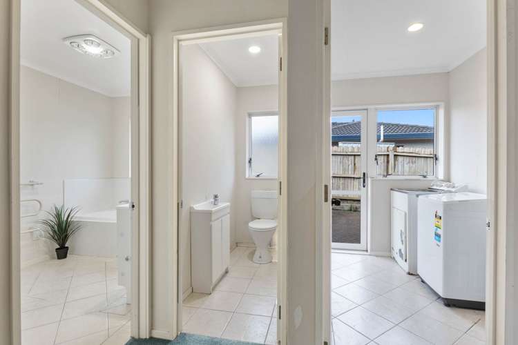 8 Macnean Drive East Tamaki Heights_12
