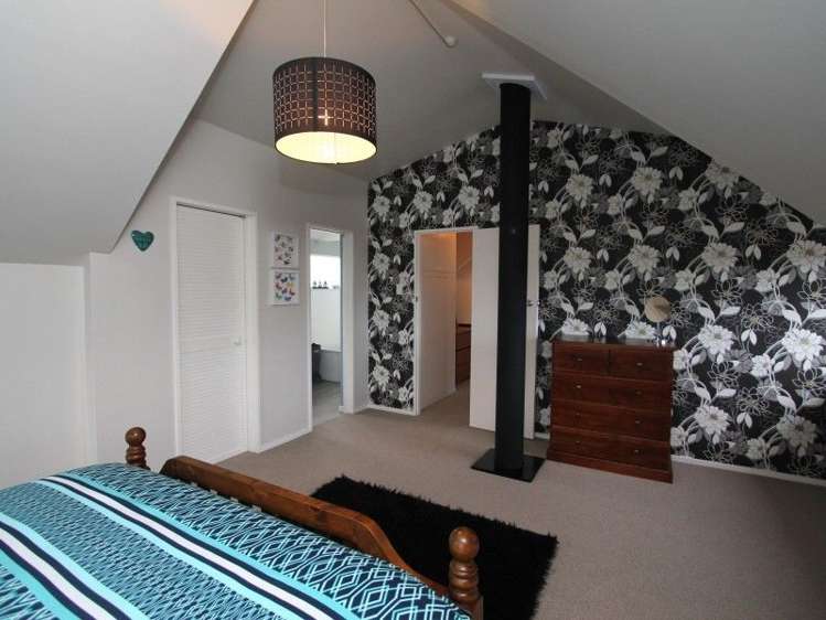 48 Lane Street Allenton_13