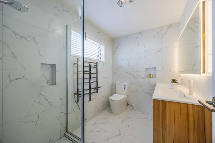 18 Green Bamboo Road Hobsonville_16