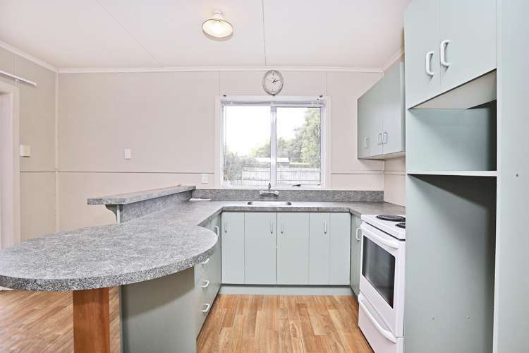 2/91 Lewis Street Gladstone_7