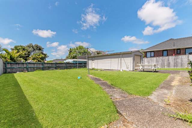 73 Roberts Road Te Atatu South_2