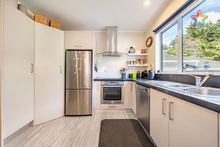 33 Mcgowan Road Wainuiomata_7