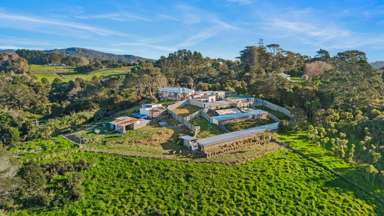 23 Waitakere Road_2