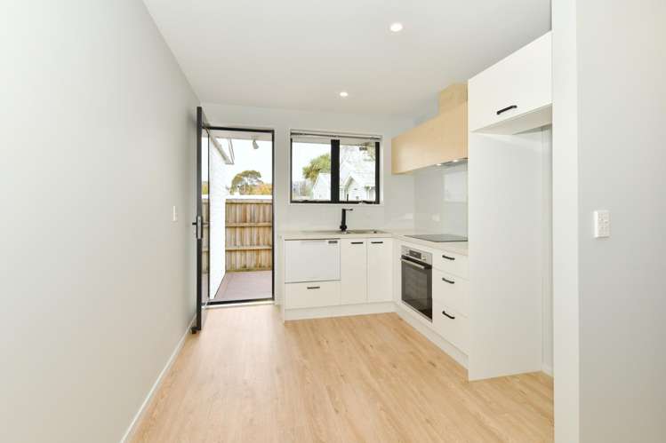 3/738 Ferry Road_3