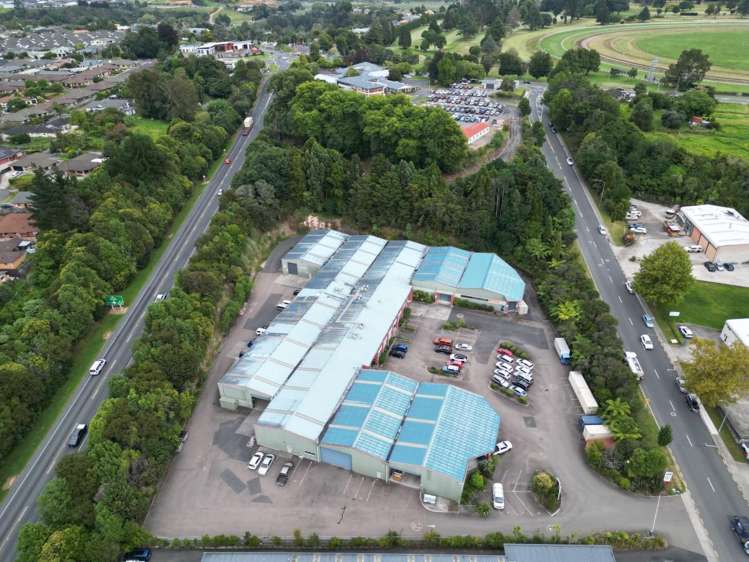 Tenancy 7, 130 Maleme Street Greerton_8