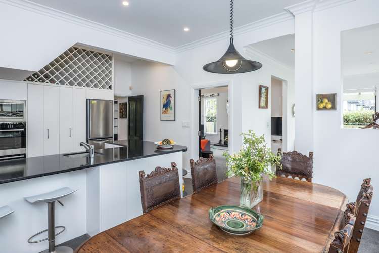 33 Hobson Crescent Thorndon_5