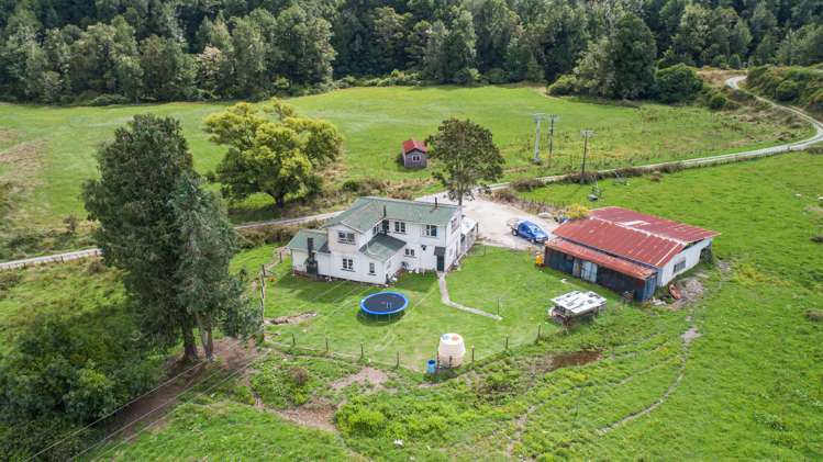 845 Shenandoah Highway Murchison_14