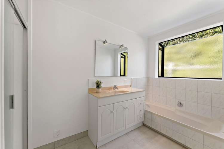 2/42 Beulah Avenue Rothesay Bay_24