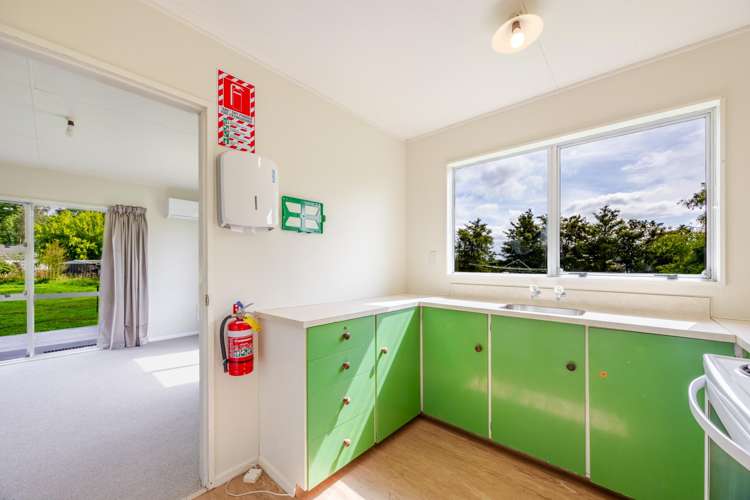 58, 58a 58b White Road Otane_40