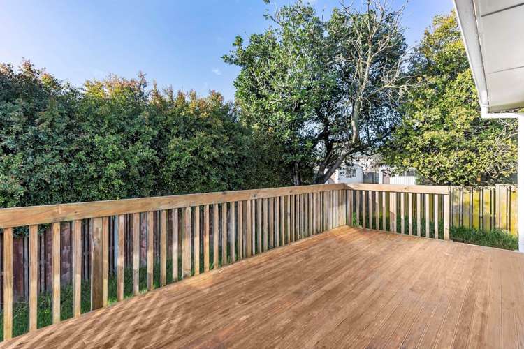 32 Bodi Place Te Atatu South_11