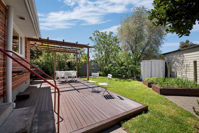 8 Merton Place Bryndwr_1