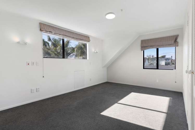 2/49 Rawhiti Road One Tree Hill_7