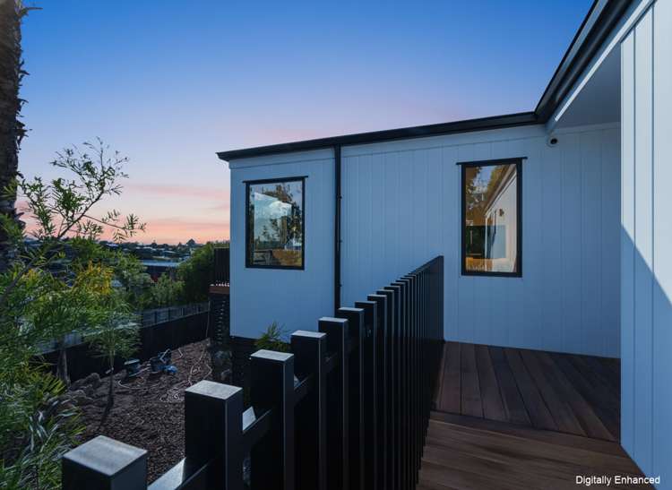 8a Cedar Terrace Stanmore Bay_33