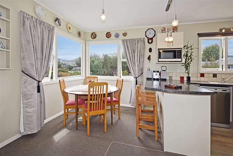 318 Seaview Road Stoke_5