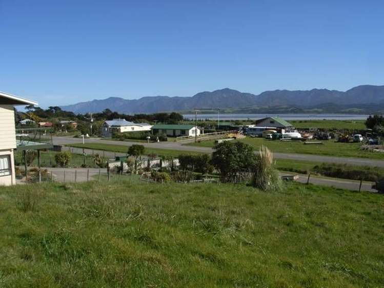 106 Lake Ferry Road Lake Ferry_6