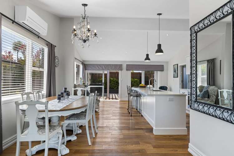 28 Sunny Bay Road Matua_18