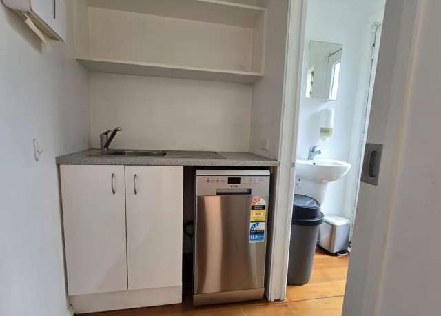 1st floor/139-143 Victoria Street West Auckland Central_4