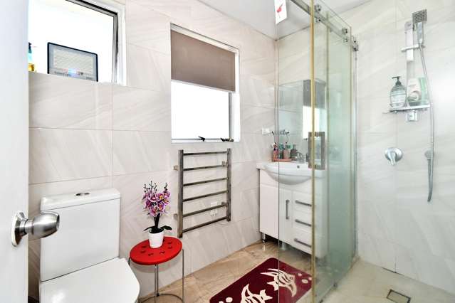 14 Shalimar Place Clover Park_4