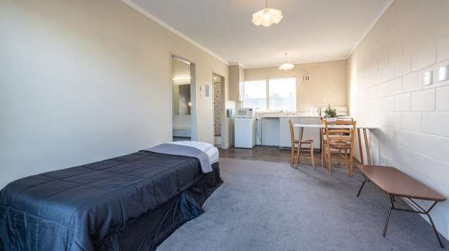 6/795 Heaphy Terrace 1055_1