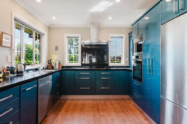 1 Westbury Mews Huntington_4