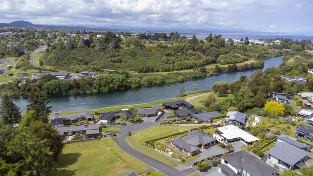 12 Stevenson Way Rangatira Park_2
