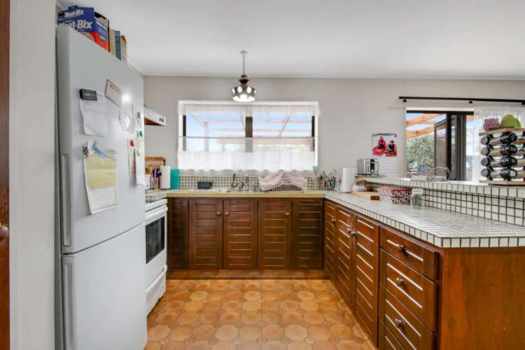 7 Thorburn Avenue Red Beach_12