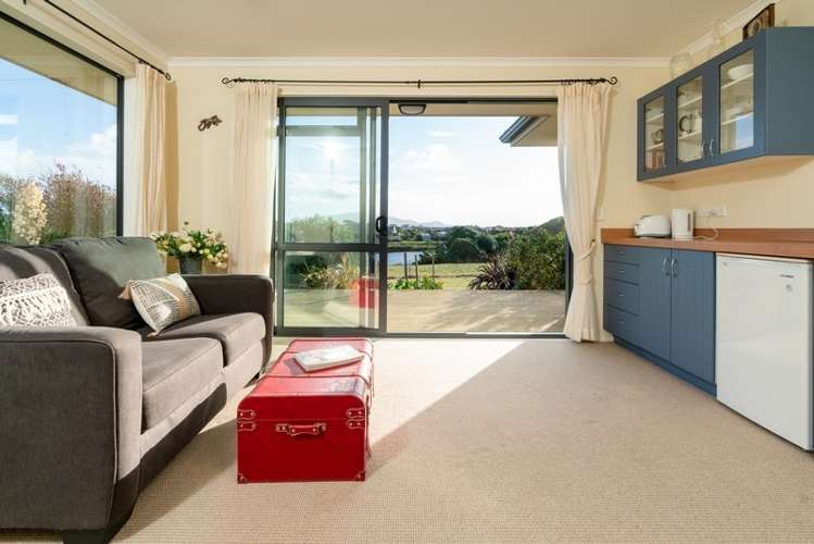 97 Raukawa Road Peka Peka_13