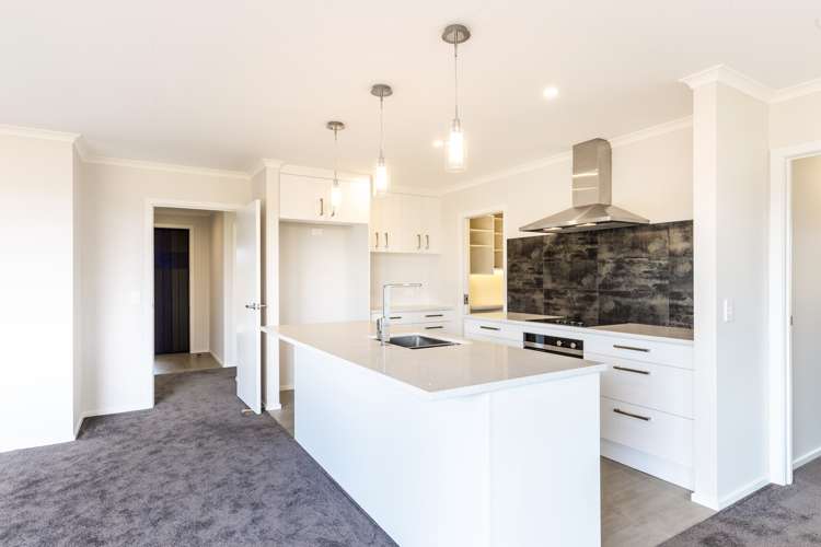 18 Tawhai Crescent Wharewaka_6